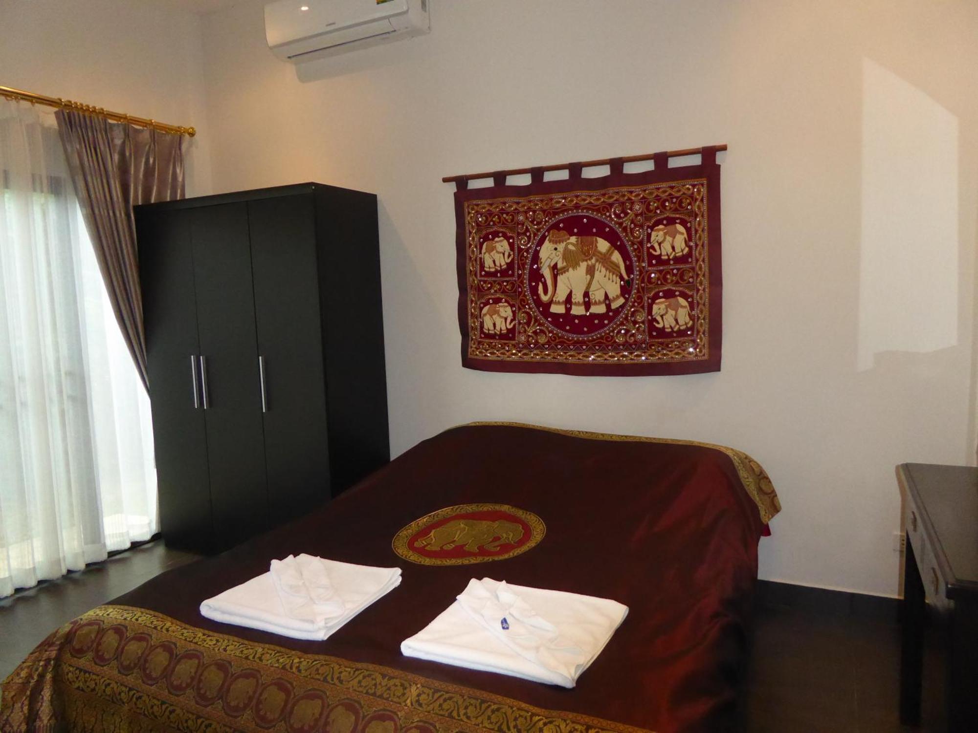 Tropicana Beach Villa At Vip Resort Ban Phe Bilik gambar
